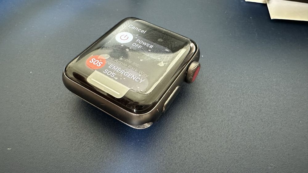 Apple Smartwatch: Apple Watch Series 3 GPS 38mm Aluminium – D'occasion à Niederhasli par Goldfinge0 2