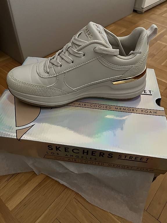 Scarpe da donna: Chaussures Sketchers taille 36 – Usato da Cugy FR venduto da mcm_c89l 1