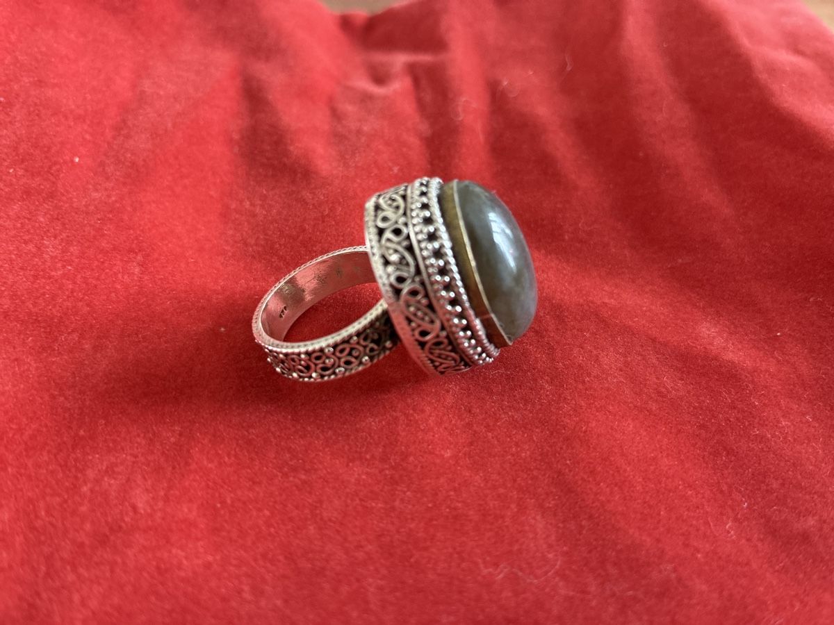 Ringe: Silberring mit Labradorit Stein, Vintage Look, Grösse 18 – Neu (gemäss Beschreibung) aus Killwangen von Fefy