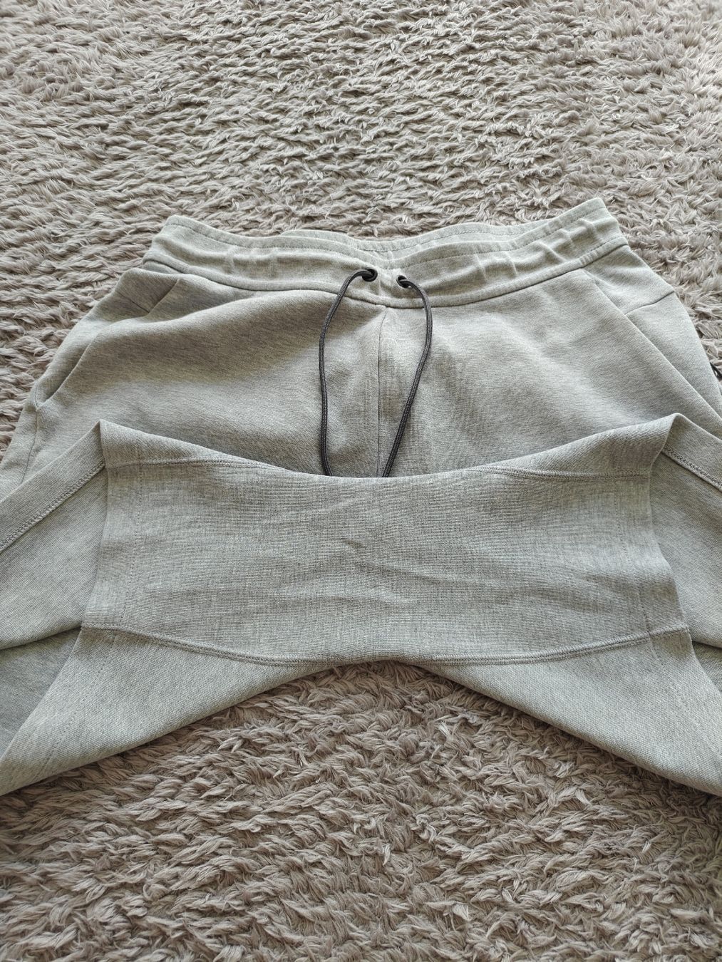 Nike Pantalons: Nike Shorts – D'occasion à Pieterlen par Saemelili 6