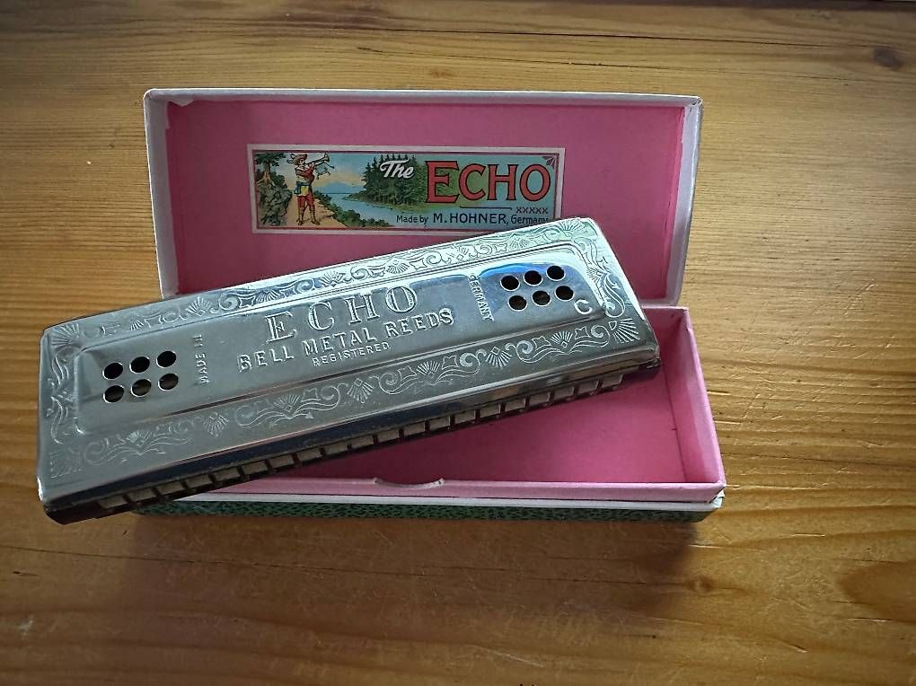 Strumenti musicali: Mundharmonikas – Usato da Thalwil venduto da Pindi 1
