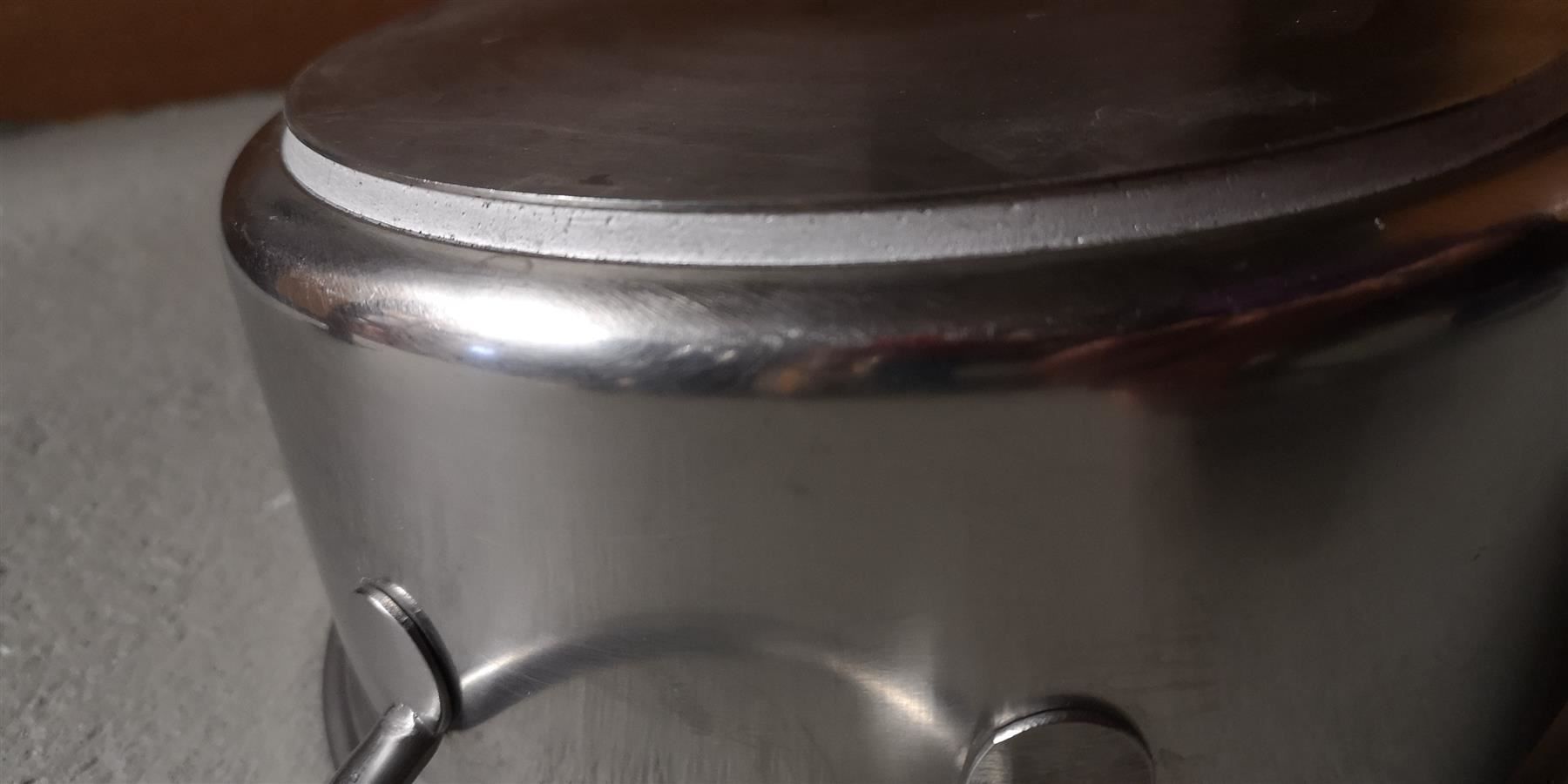 Pentole: Kochtopf mit Deckel 24cm DM – Usato da Widnau venduto da Schurlibua 6