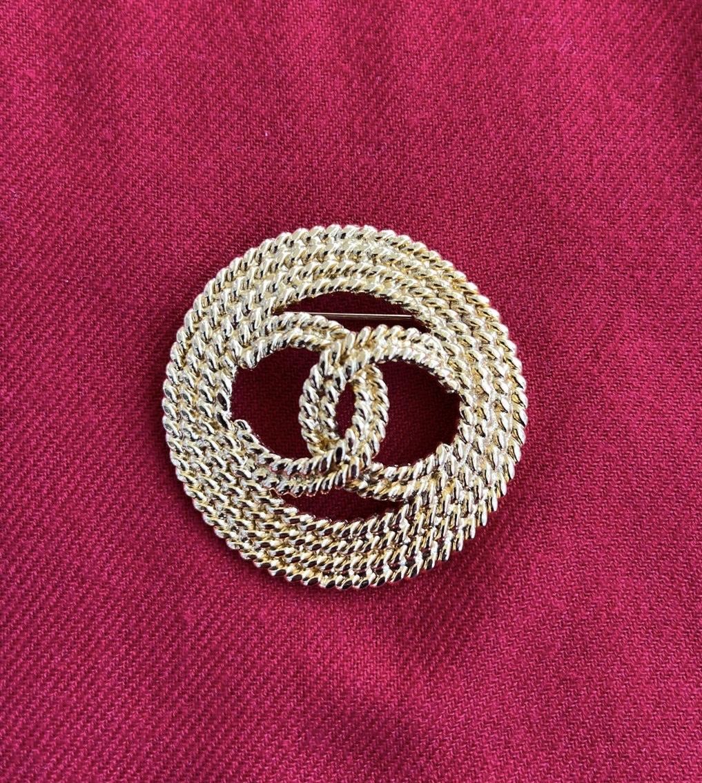 Chanel Orecchini pendenti & Orecchini a lobo: CHANEL Clip-Ons und Brosche – Usato da Widen venduto da evce1318 6