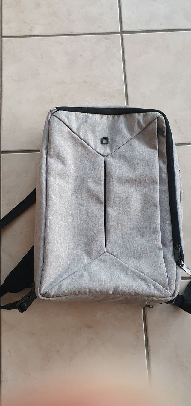 Rucksäcke: Sac à dos pour ordinateur Dicota – Gebraucht aus Moutier von mar_7nrw