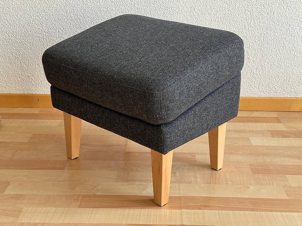 Ikea Hocker: IKEA Strandmon - Footstool – Gebraucht aus Buchs SG von bel_8bxl