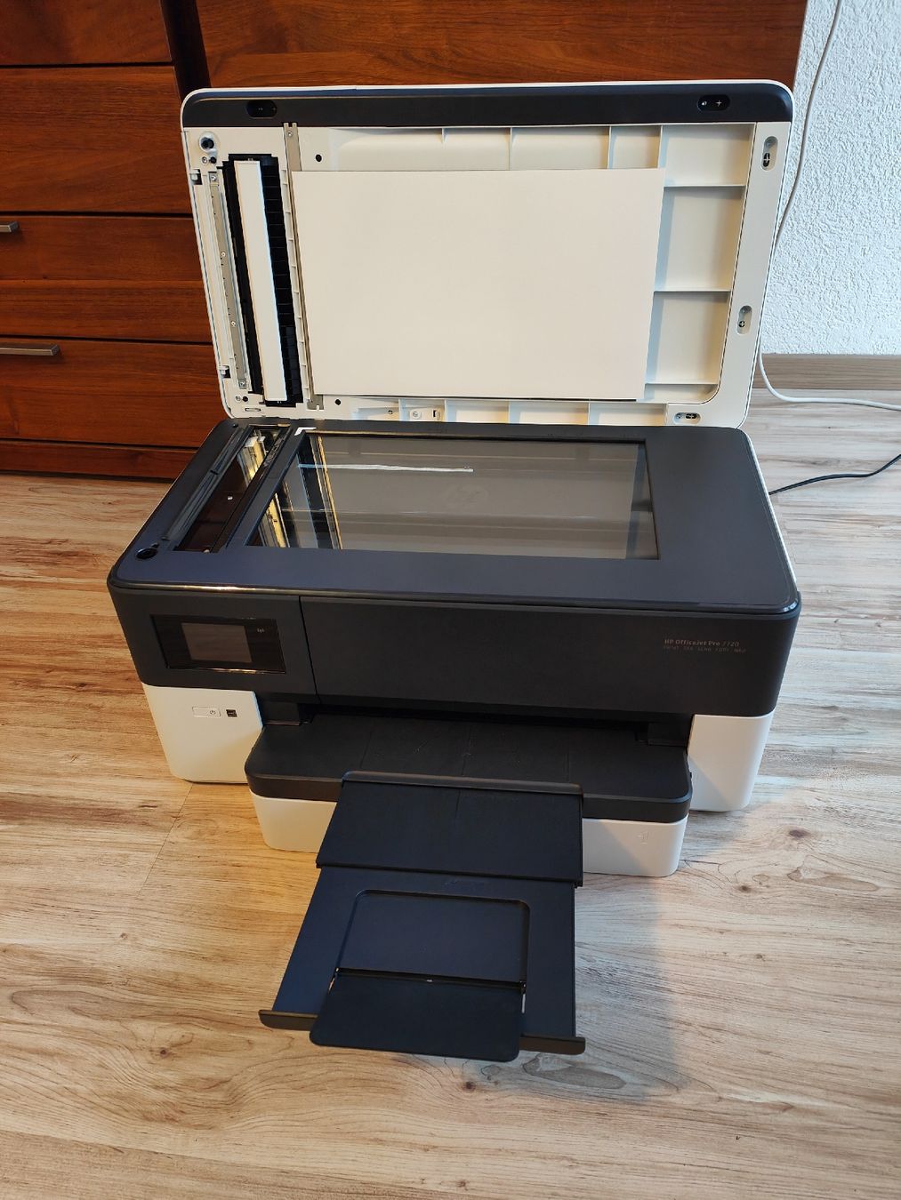 Hewlett Packard Stampanti: HP OfficeJet 7720 Wide Format – Nuovo (secondo la descrizione) da Mollis venduto da Makedonce 5