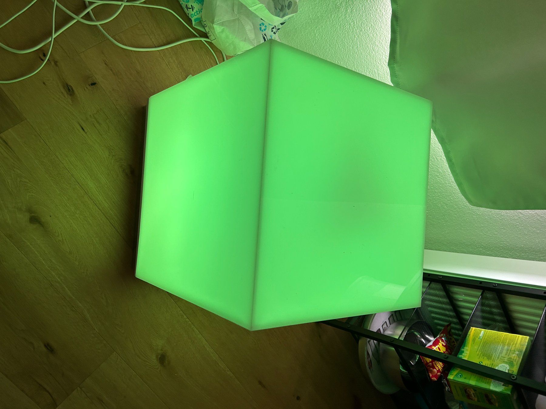 Lampade: Leuchtwürfel Weiss/RGB – Usato da Wolfwil venduto da marceltheb 3