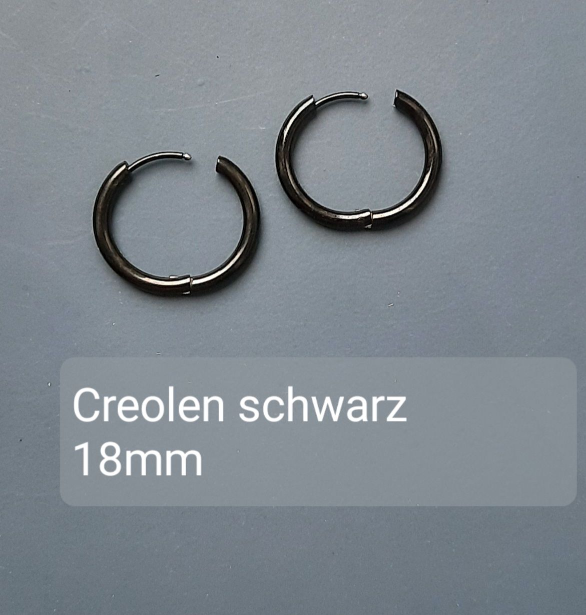 Orecchini pendenti & Orecchini a lobo: Ohrringe Creolen schwarz, Durchmesser 18mm – Nuovo (secondo la descrizione) da Uster venduto da sista-esta 1