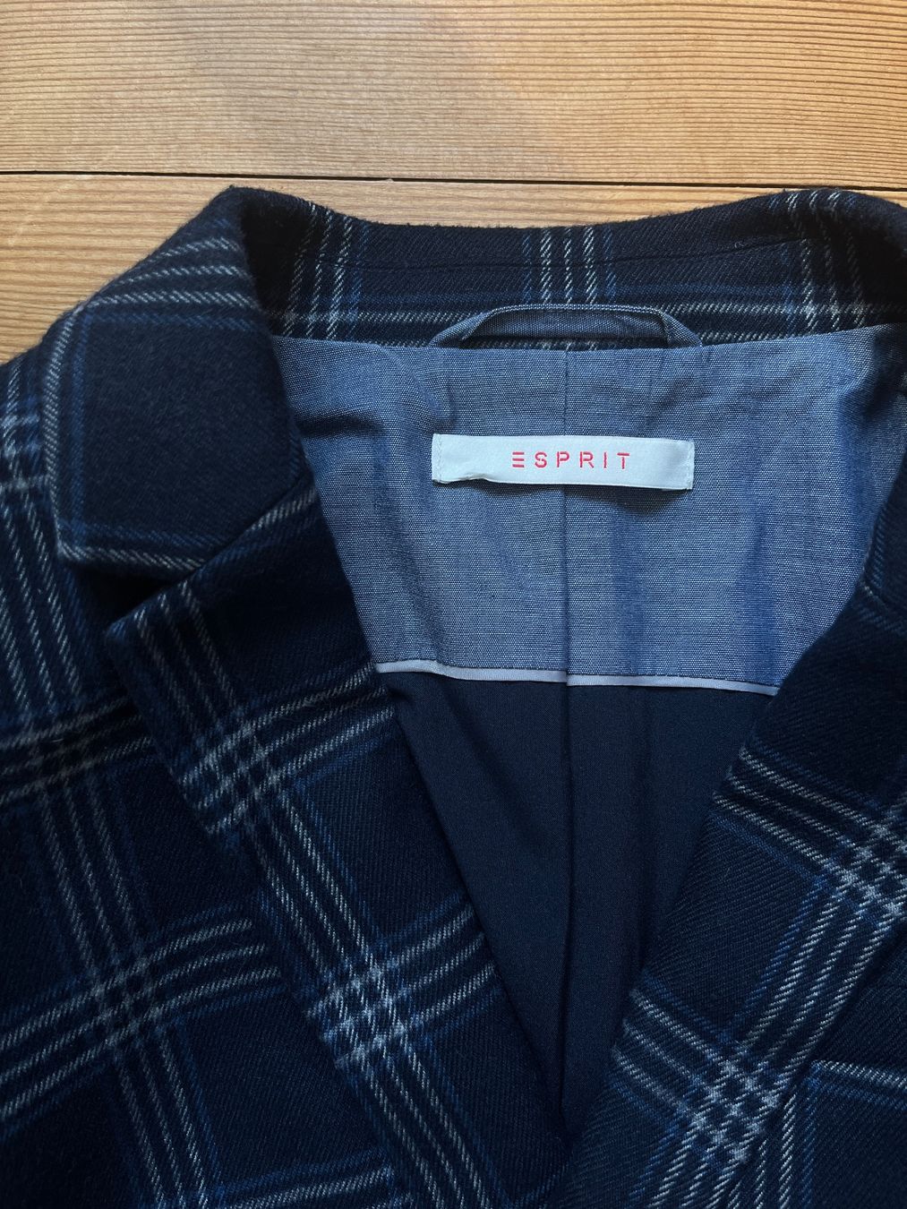 Esprit Jacken: Esprit blauer karierter Blazer 💙 – Gebraucht aus Wallisellen von Miu_ 4