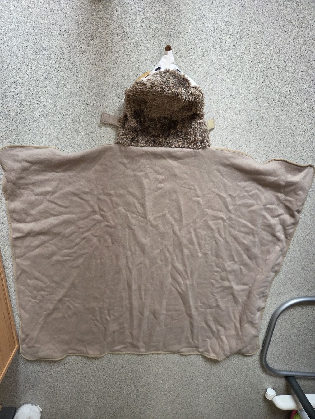 Coperte: Kinder Decke/Mantel Igeli mit Kapuze Neu – Nuovo e nell'imballaggio originale da Winterthur venduto da katzen07 6