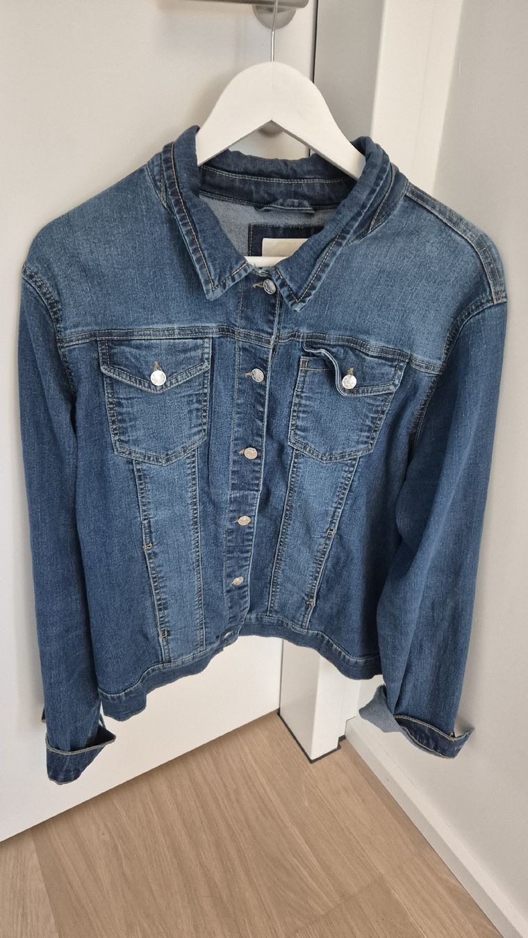 Giacche: Jeansjacke – Usato da Bünzen venduto da Wisel45