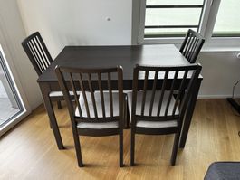 Esstisch ausziehbar inkl. 4 Stühle
