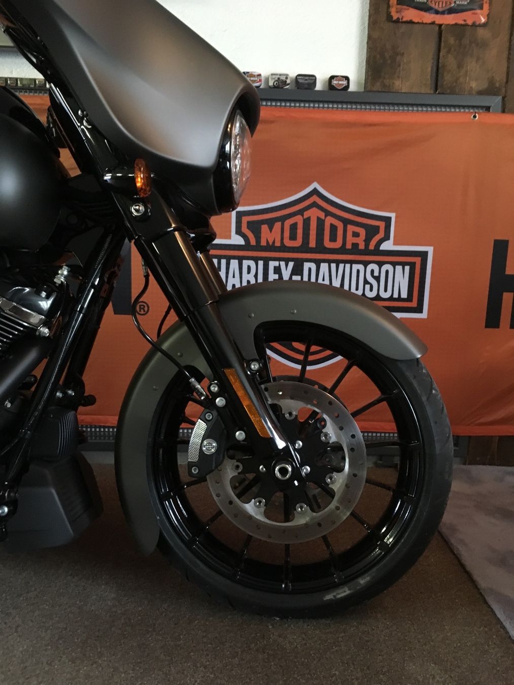 Harley-Davidson Tutti i ricambio per moto: Oelkühlerabdeckung Harley Davidson – Usato da Märstetten venduto da hie_bwq5 3