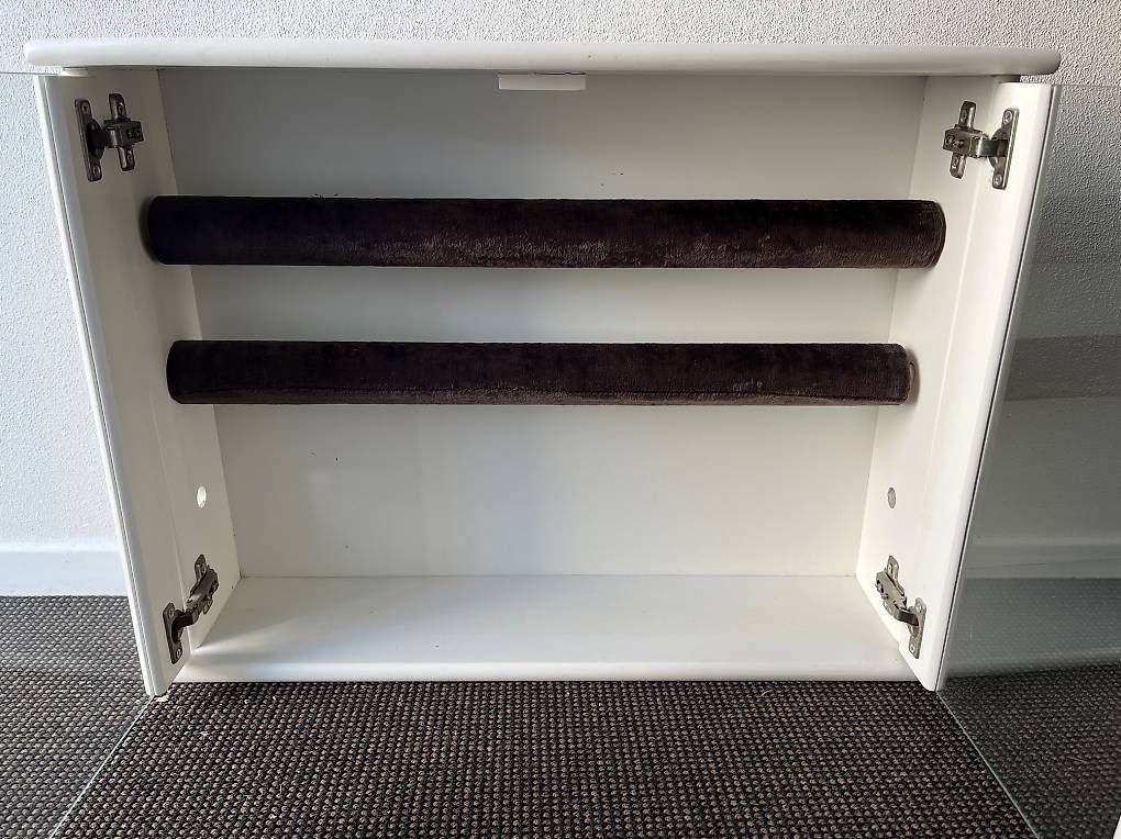 Armadi: Uhrenschrank – Usato da Lufingen venduto da slowflyer1 2