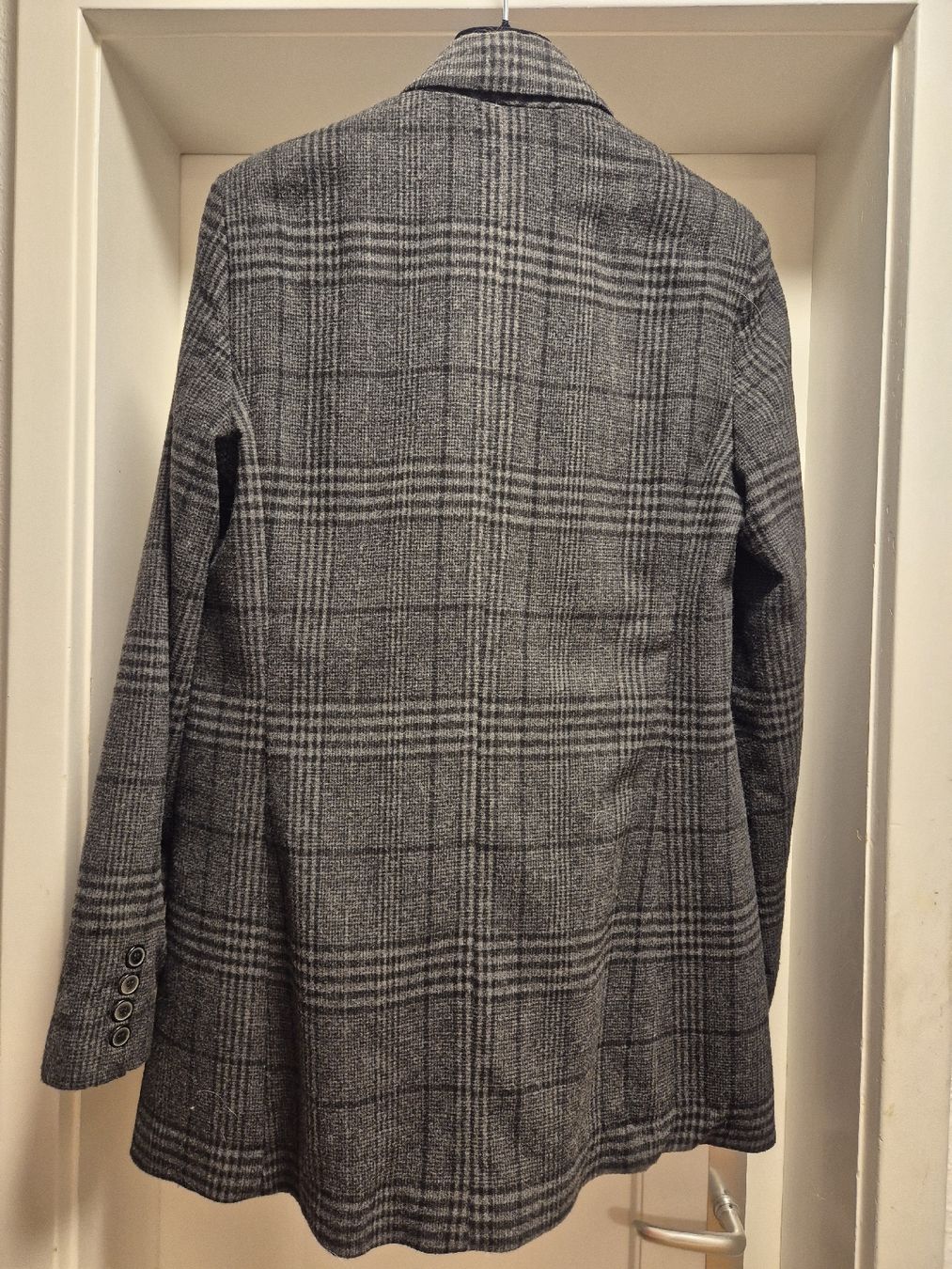 Zara Giacche: Zara blazer supercool – Usato da Luzern venduto da jen_9s9n 1