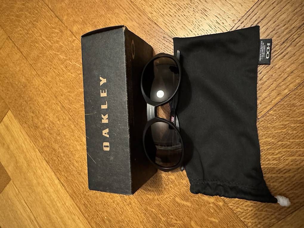 Giacche: Oakely Eye Jacket Redux – Nuovo e nell'imballaggio originale da Bern venduto da __macmorris