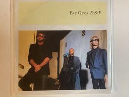 Bee Gees Single - ESP - Overnight