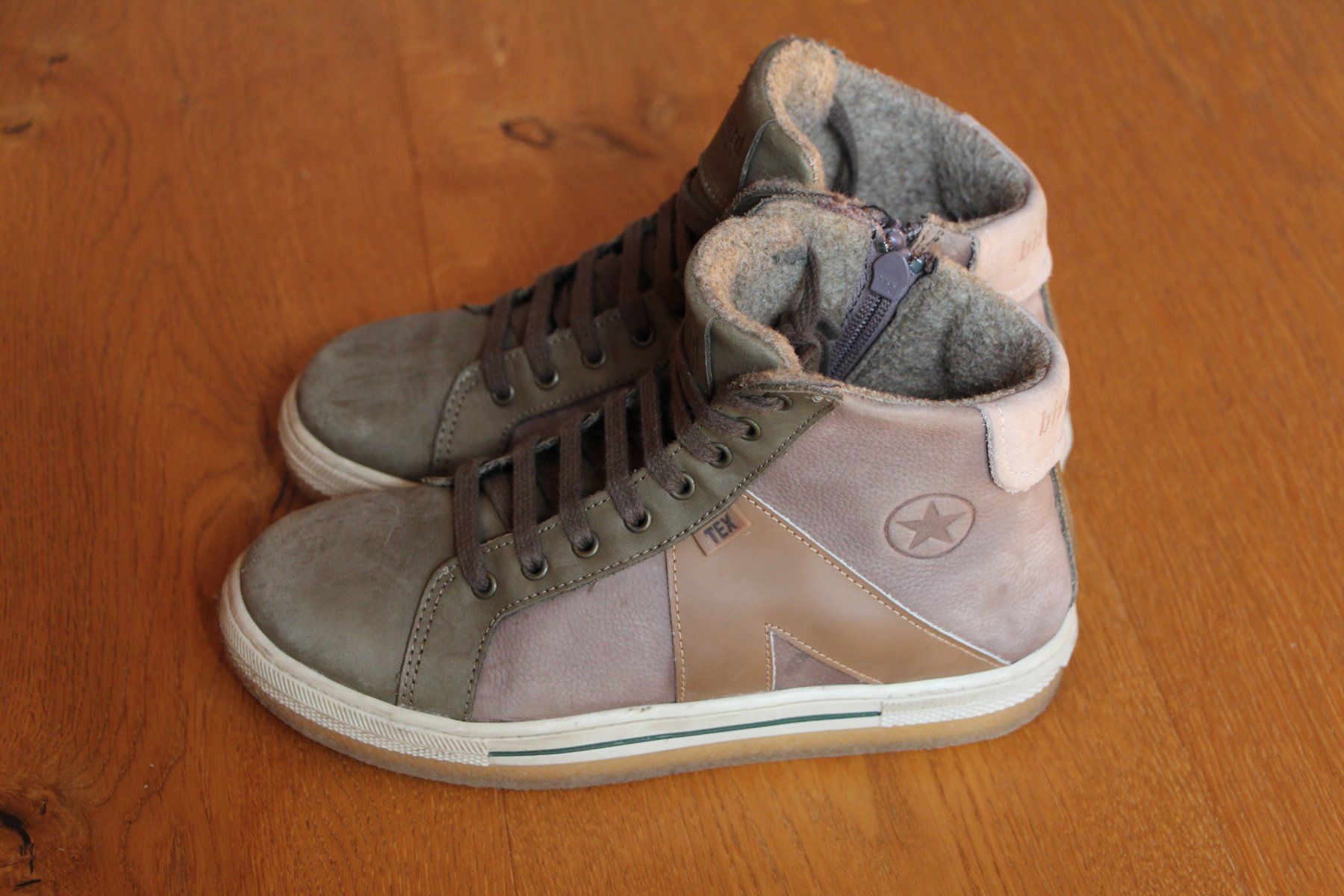 Scarpe da uomo: Winterschuhe der Marke Bisgaard Grösse 34 – Usato da Heiligkreuz (Mels) venduto da PascalWa 2