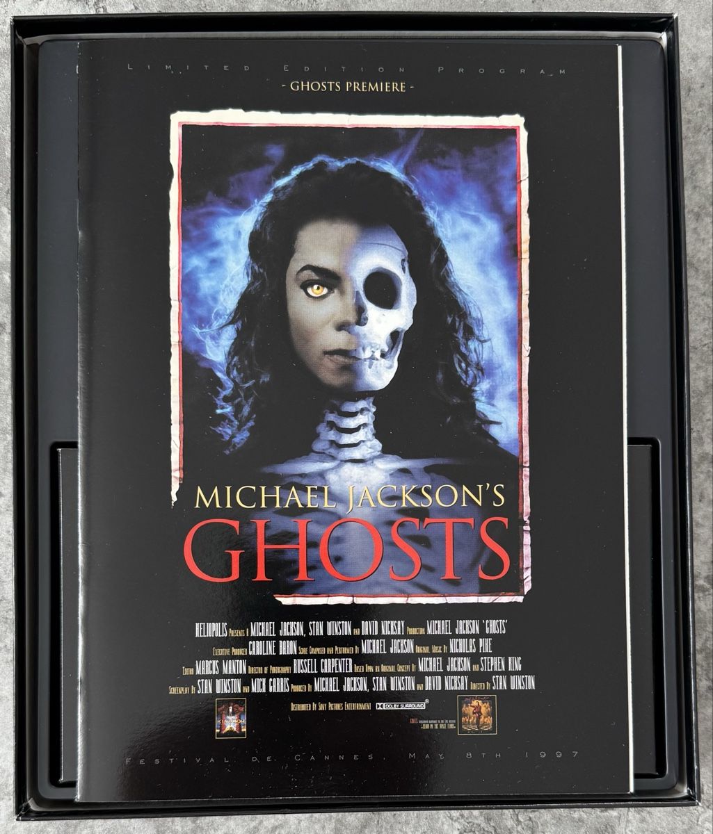 CD: Michael Jackson Ghosts Deluxe Box - Selten Top Zustand! – Usato da Oberglatt ZH venduto da Incredibles 4