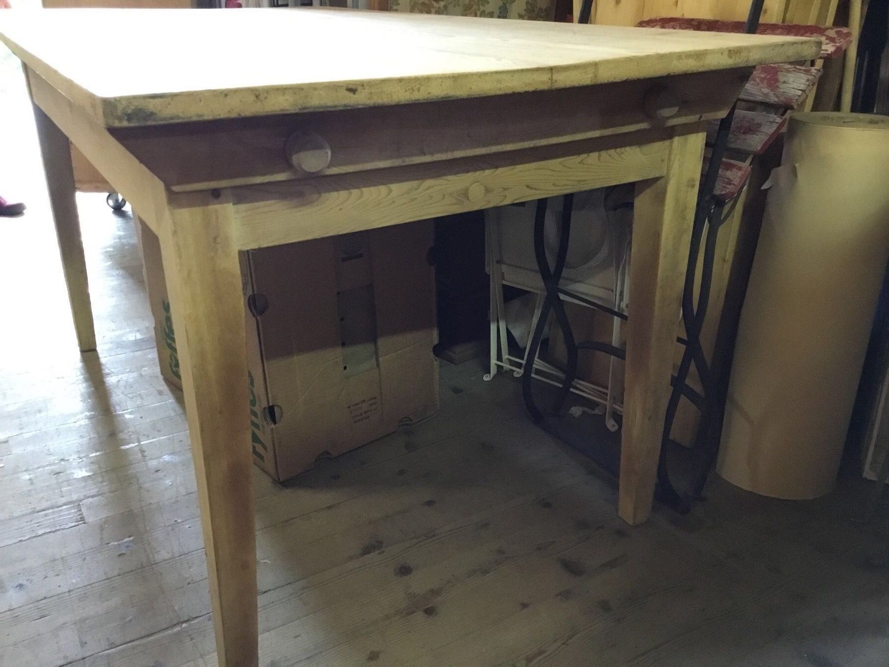 Tavoli: Antiker, restaurierter Biedermeier Tannentisch – Usato da St. Gallen venduto da chamilla 3