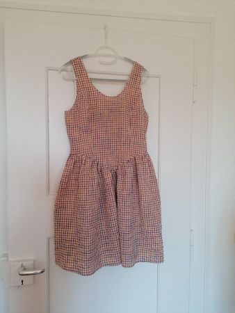 Next Kleid weiss kariert 40 Baskentaille