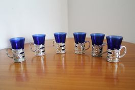 6 blaue Schnapsgläser in Kunststoffhalter