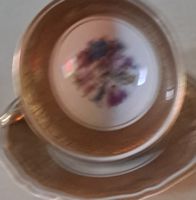Kaffeetasse mit Untertasse Goldrand Blumenmotiv