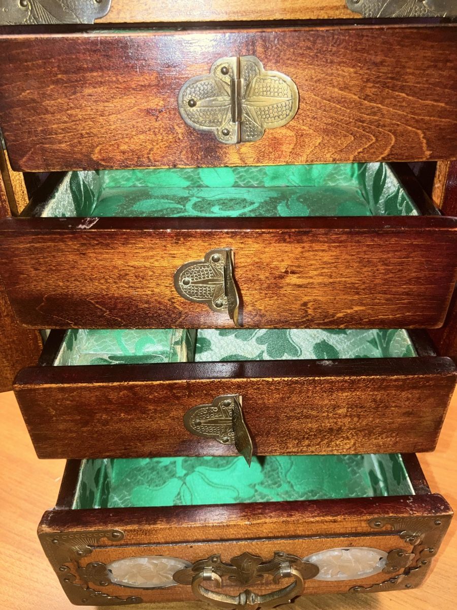 Barattoli: Schmuckkästchen Holz, Schmuckschatulle – Usato da Neftenbach venduto da 889095 3
