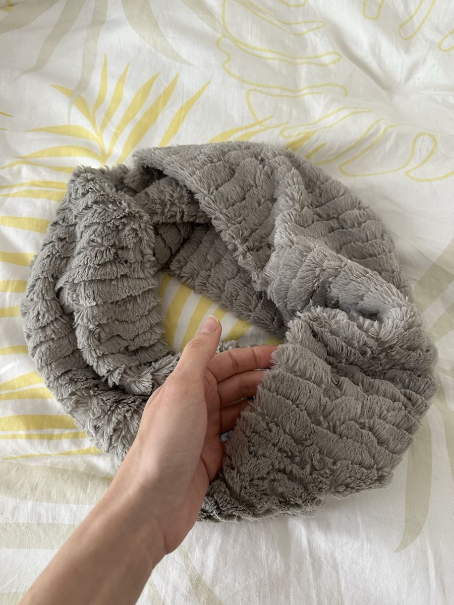 Foulard & Sciarpe: Schal grau – Usato da Gordola venduto da EleSecondHand-TCG 4