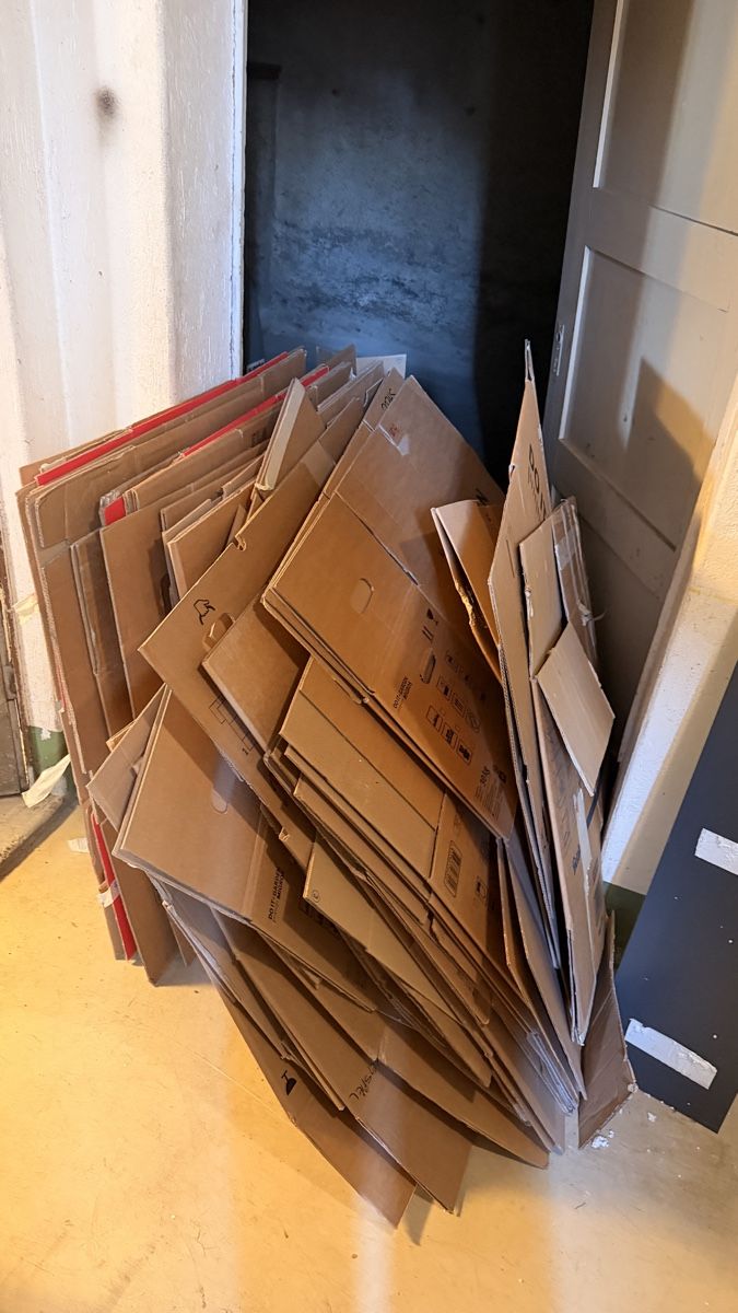 Cartons: 51 Umzugskartons – D'occasion à Aarau par mimila21 1