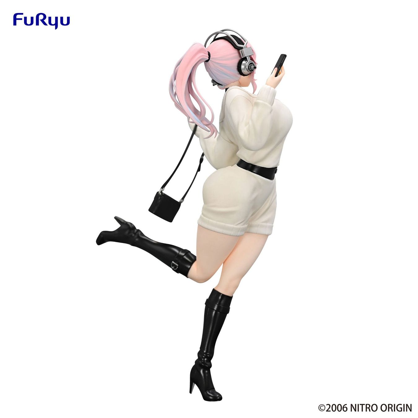 Statuette: Super Sonico PVC Trio-Try-iT Winter Memory Ver. 21 cm – Nuovo e nell'imballaggio originale da St-Imier venduto da ATTAKSHOP 2