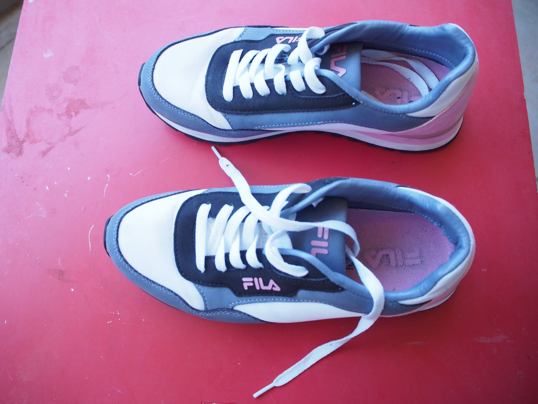 Fila Scarpe da donna: Basket  Fila – Usato da Meyrin venduto da SRkaem 1