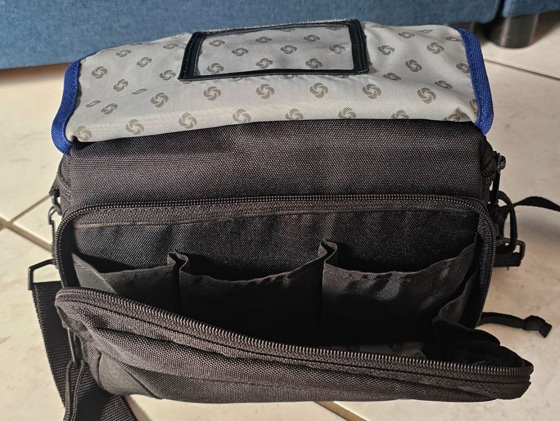 Samsonite Borse: Foto-Tasche/ TREKKING - Samsonite – Usato da Geuensee venduto da JeMaUrPe 1