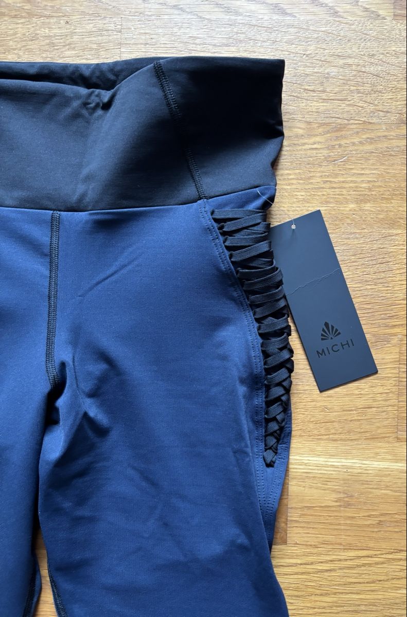 Leggings: MICHI Athletic Luxury Leggings – Nuovo (secondo la descrizione) da Buchs SG venduto da Leben2016 1