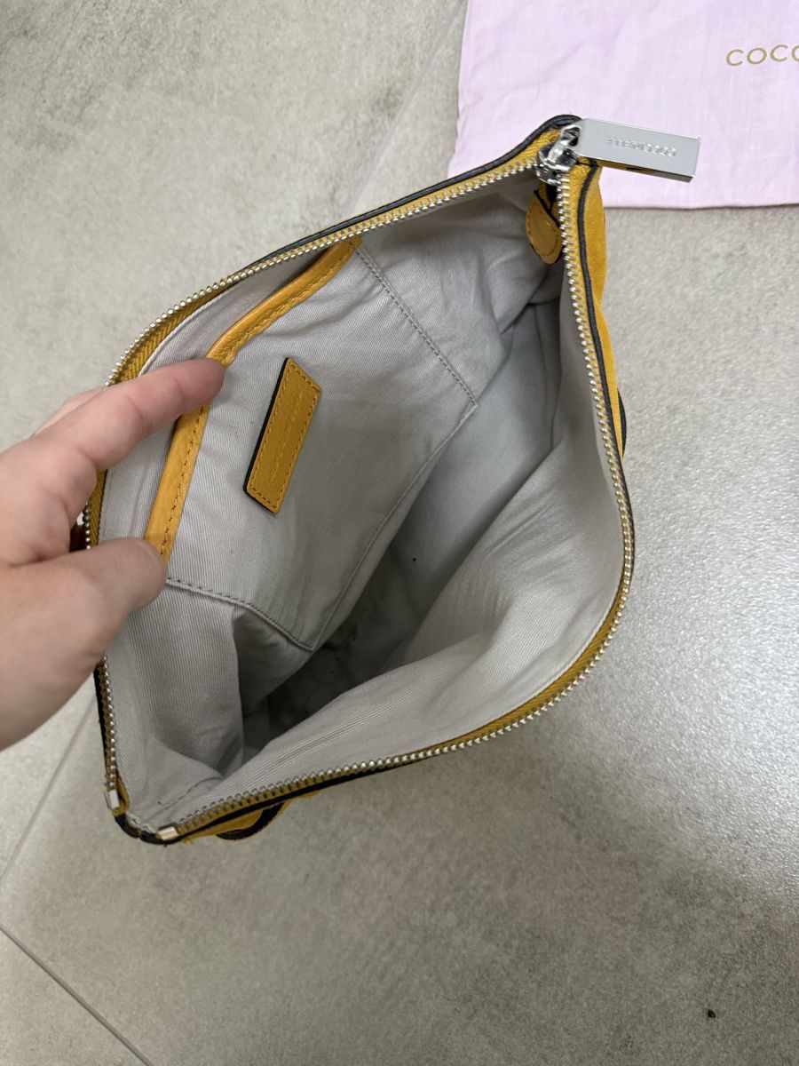 Coccinelle Borse da donna: Borsa pochette Coccinelle – Usato da Ludiano venduto da sheshe26 4