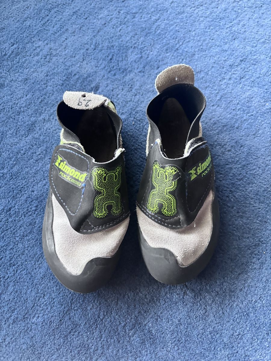 Chaussures garçon: Chaussons escalade Simond Rock Junior pointure 29 – D'occasion à Crans-Montana par fmi_hxb9 1