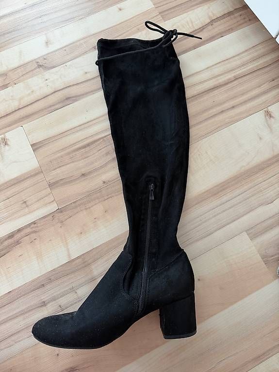 Damenschuhe: Schwarze Overknee-Stiefel – Gebraucht aus Rorschach von Tara234 2