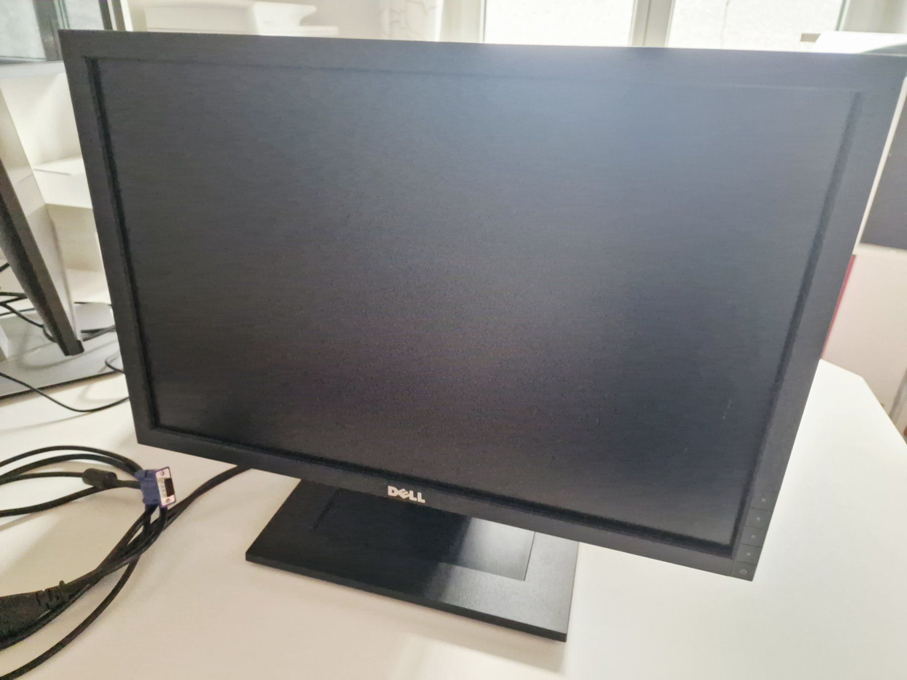 Dell Monitor: Dell G2210t 22" Monitor Bildschirm neigbar – Usato da Hallau venduto da CHACLA 1