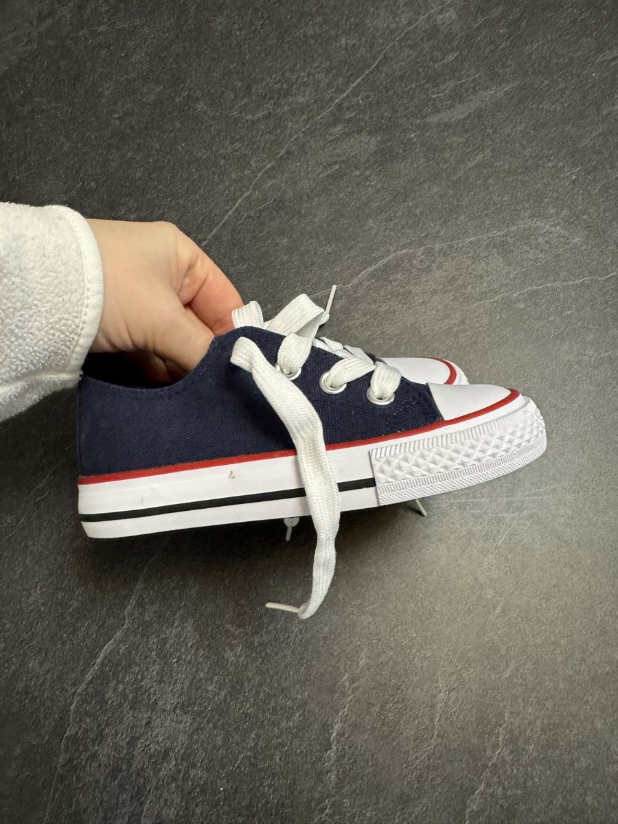 Chaussures garçon: Sneaker gr. 26 – D'occasion à Stetten AG par Dekis-Tradingcards 2