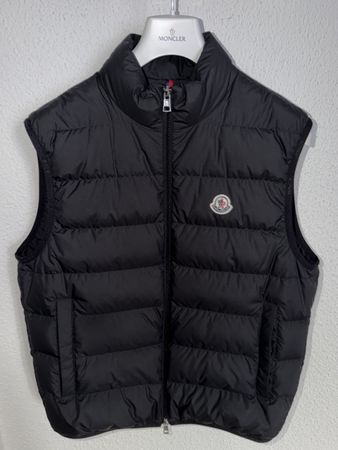 Moncler Daunenweste Contrin Giubbotto Gr. 4 / XL – Schwarz