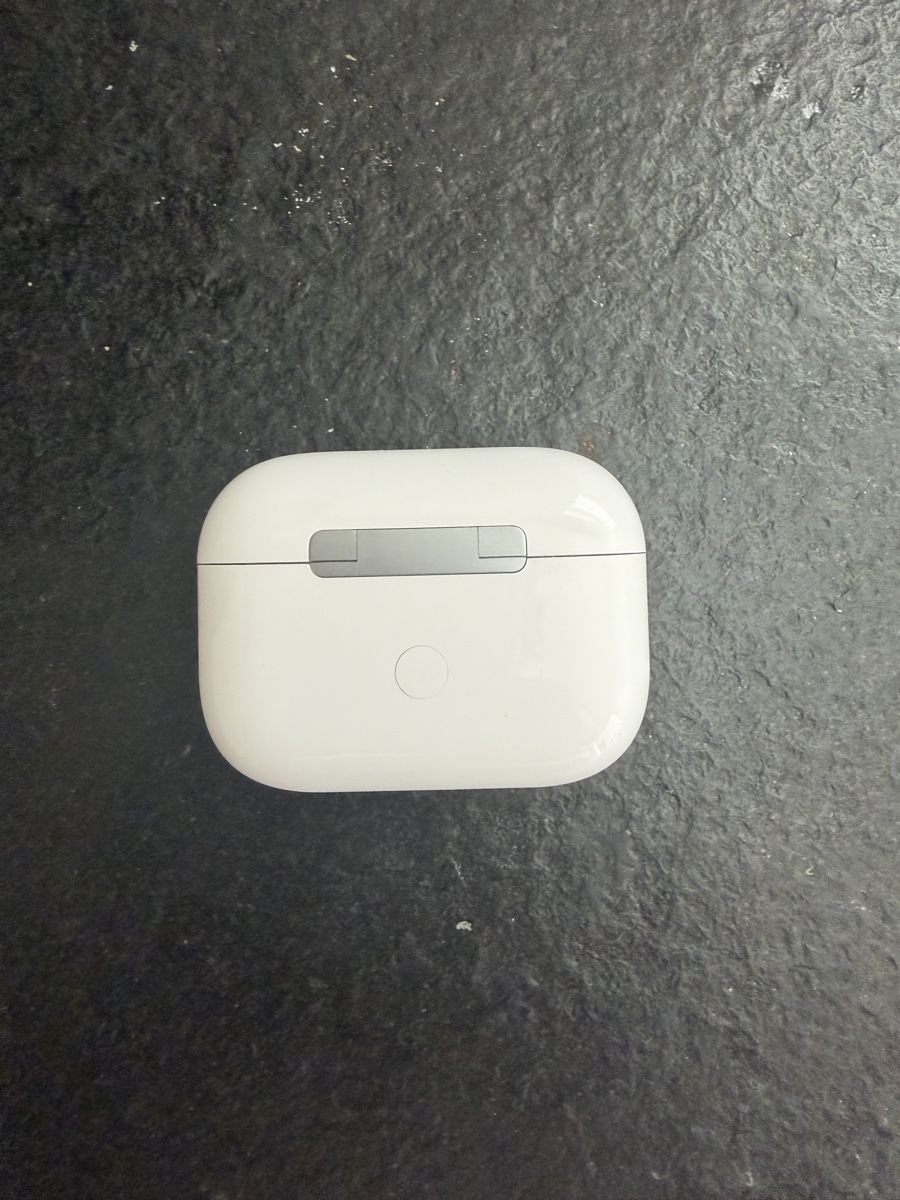 Apple Kopfhörer: AirPods Pro mit Ladecase weiss neuwertig – Neu (gemäss Beschreibung) aus Lyss von jan_fd29 2