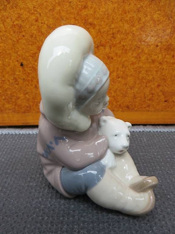 Lladro Statuette: Lladro Figur,Mädchen mit Eisbär – Usato da Langrickenbach venduto da zwiebel03 1