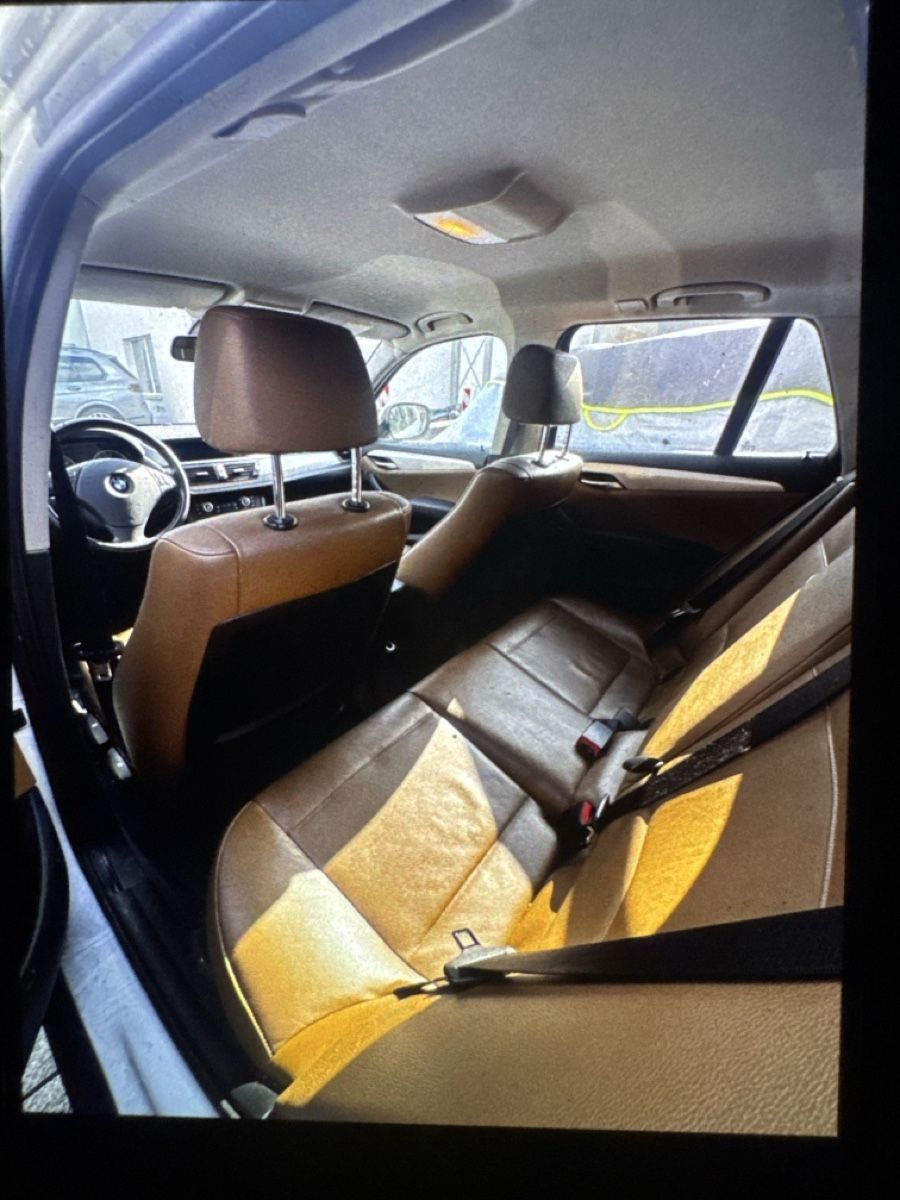 BMW Autos: Bmw X1 20d – Defekt aus Kerzers von shp_2vy2 5