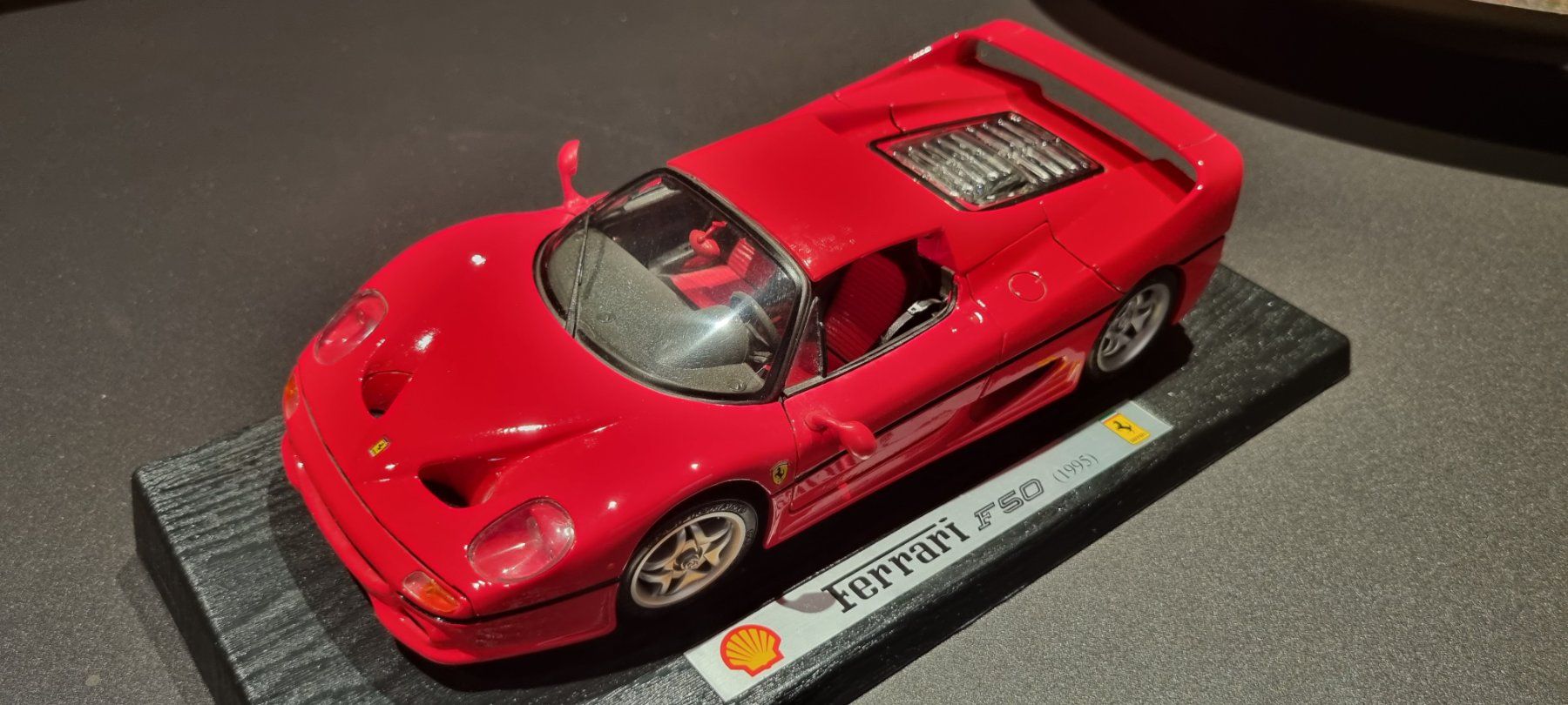 Ferrari Modellini d'auto: Ferrari F-50 Modell – Usato da Lachen SZ venduto da LinDiscount 1