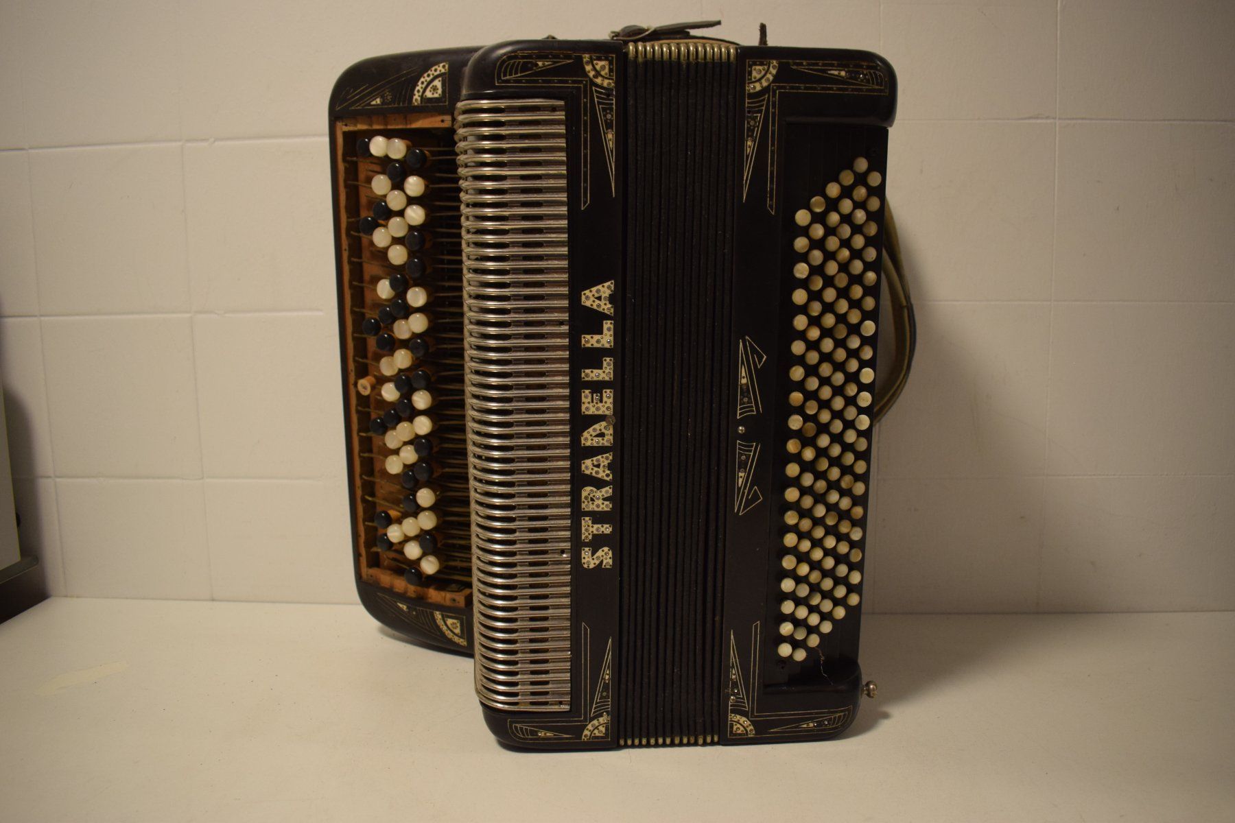 Strumenti musicali: Akkordeon Stradella – Usato da Zürich venduto da Brockito 4