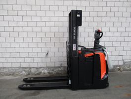 STAPLER TOYOTA BT  SPE200D AMEISE 31