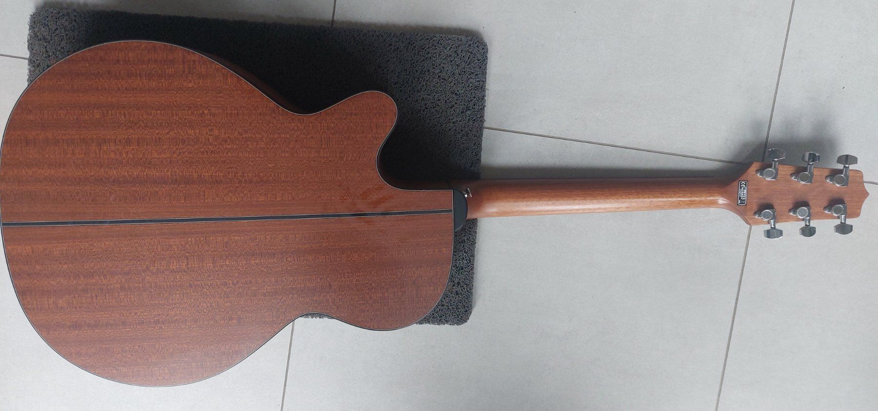 Takamine Strumenti musicali: Takamine GN11 MCE-NS – Usato da Ins venduto da Nunob 1