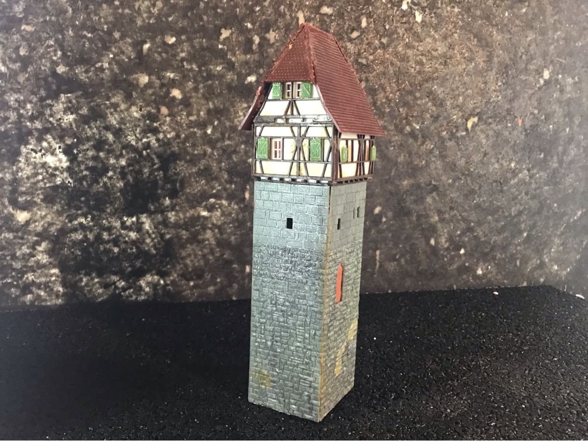 Kit di modellismo & Modellini statici: MODELL GEBÄUDEHAUS  – Usato da Männedorf venduto da Spezial-Modelle 1