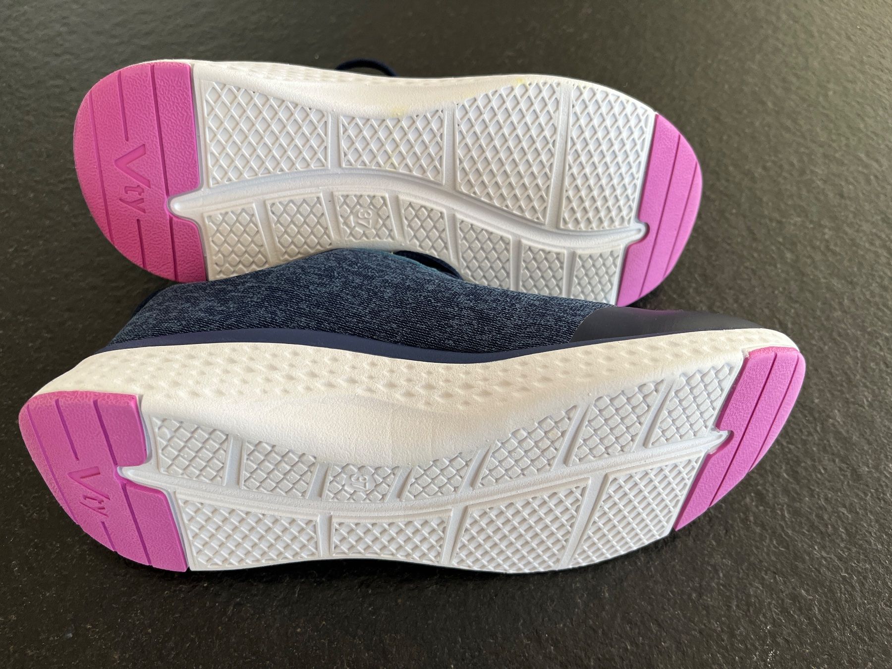 Damenschuhe: Vty Damen Turnschuhe, Gr. 37 – Gebraucht aus Ittigen von franzis6 3