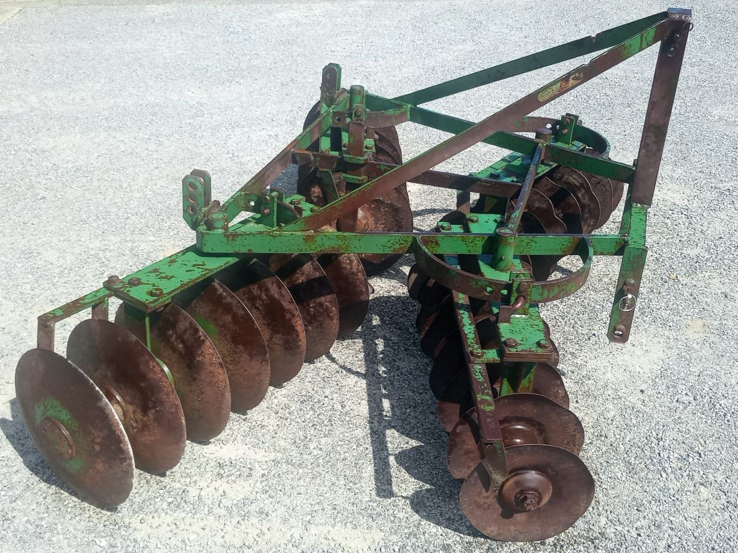 Toutes les machines: Scheibenegge 3-Punkt, 230 cm, zu Traktor. – D'occasion à Busswil b.Melchnau par Morgen77 3